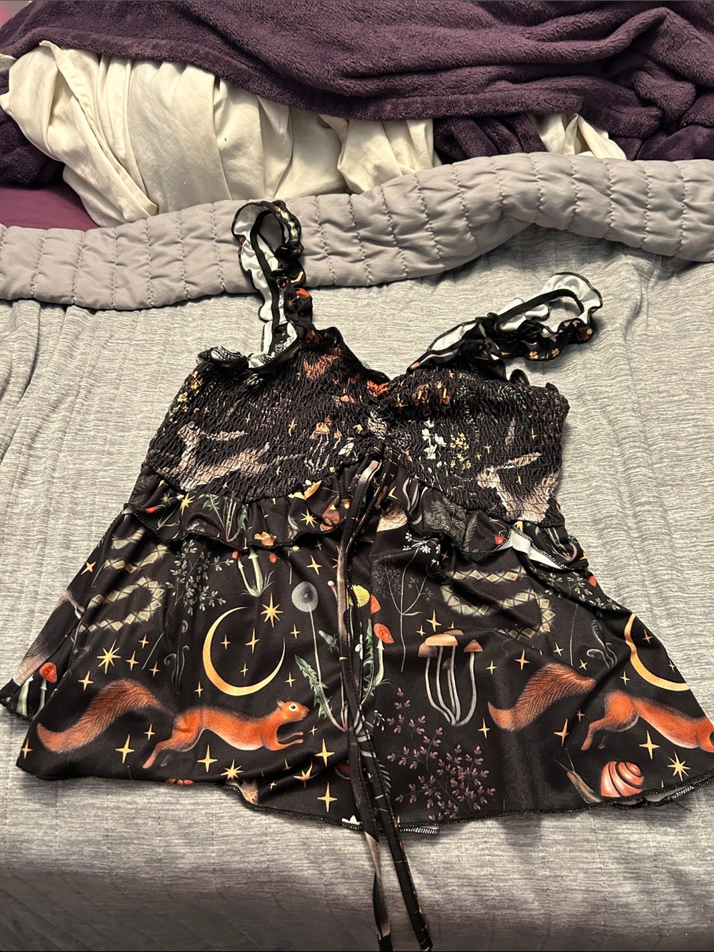 ROMWE Black Crescent Moon & Fox Print Smocked Tank Top